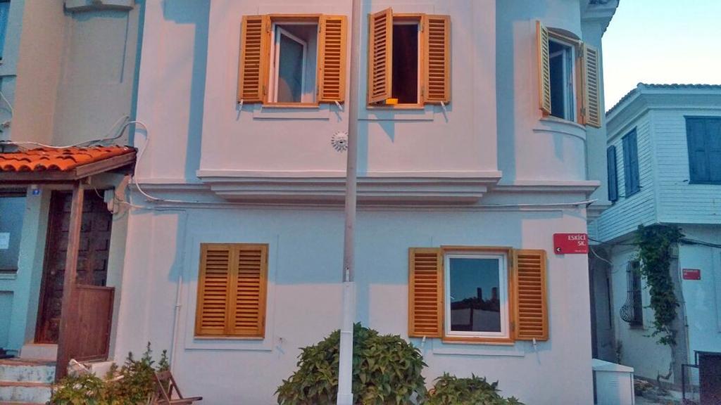 Efharisto Hotel Bozcaada Exterior foto